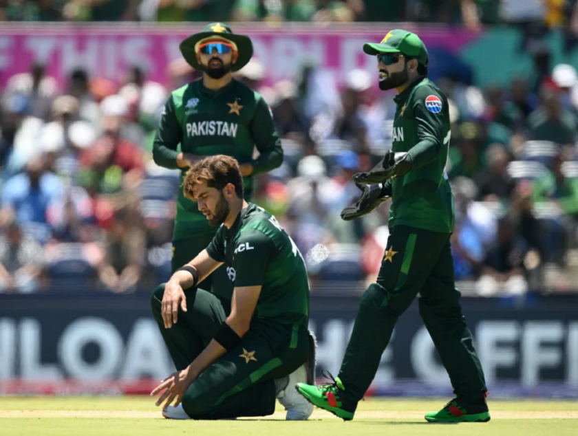 कमरान अकमल भन्छन्, ‘पाकिस्तानले अब महिला टोलीसँग मात्र अन्तर्राष्ट्रिय क्रिकेट खेल्दा हुन्छ’