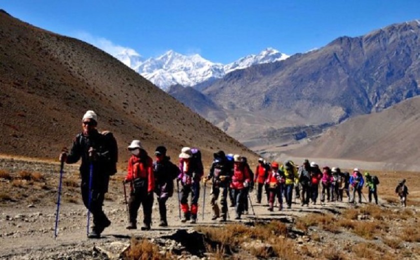 मुस्ताङको सुन्दरतामा पर्यटक आकर्षित