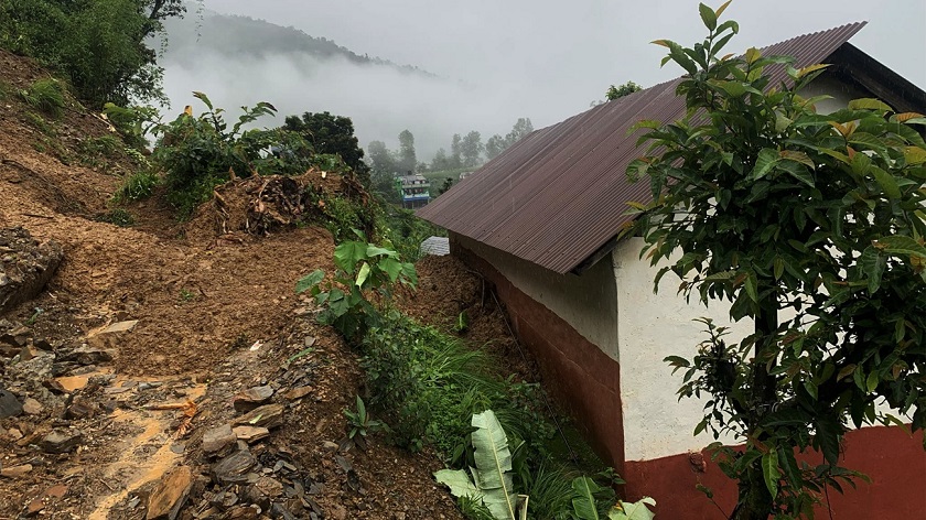 मनसुनजन्य विपद्‌ : मृतकका परिवारलाई ६ लाख ५० हजार राहत​​ वितरण