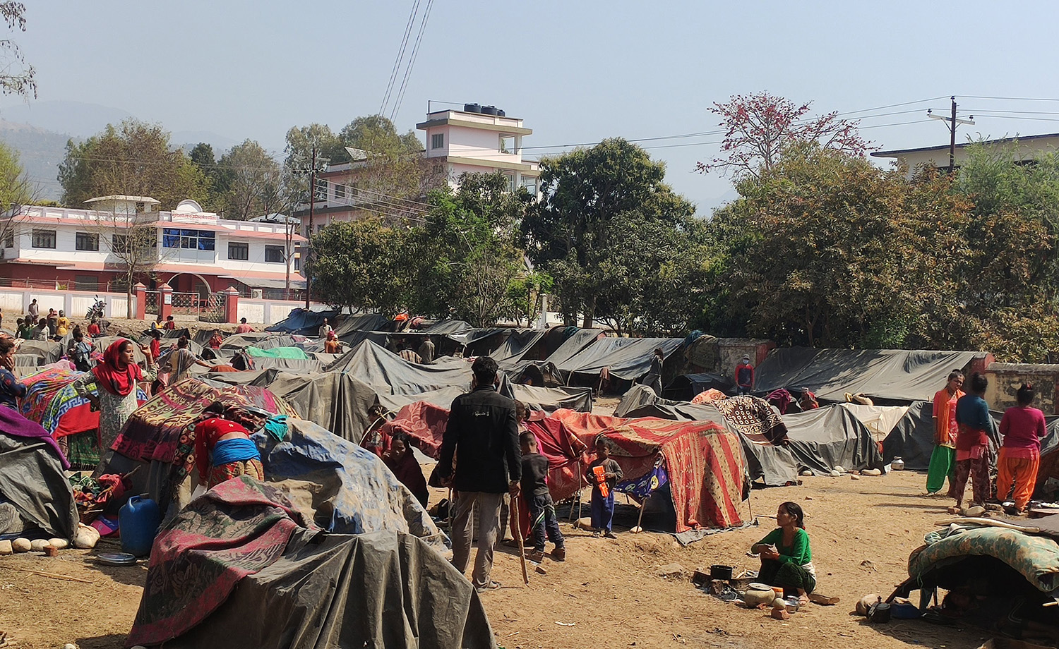 बसभाडा नहुँदा सुर्खेतमै रोकिए बादी