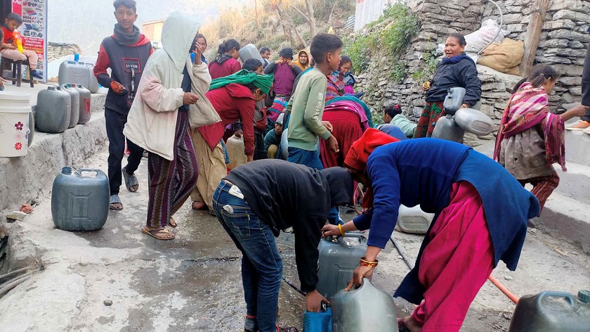 गमगढीमा पानी भर्नेको घुइँचो