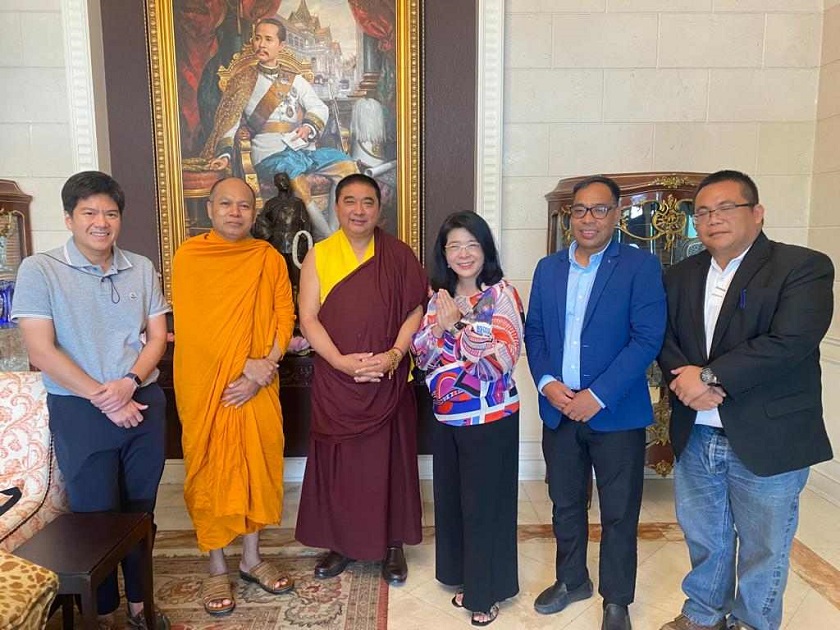 लुम्बिनी विकास कोषका उपाध्यक्ष डा. लामा र थाई फुङ थाई प्रमुख बीच भेटवार्ता
