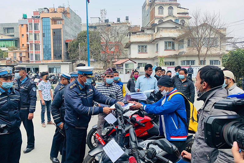 चोरिएका २७ मोटरसाइकल बरामद गरी हस्तान्तरण