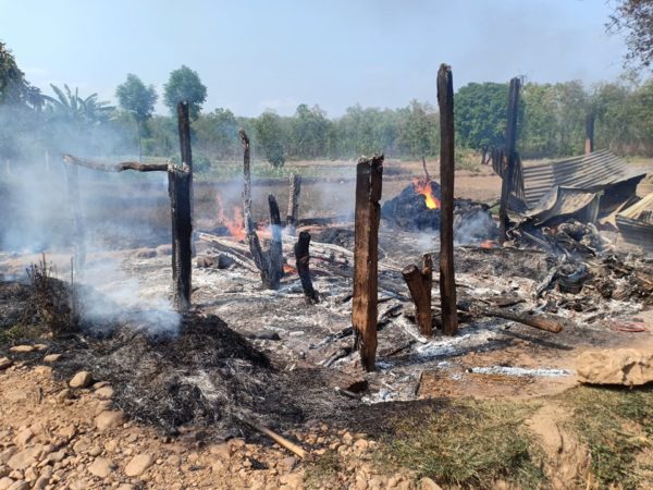 आगो लागेर घर गोठ पूर्णरुपमा नष्ट