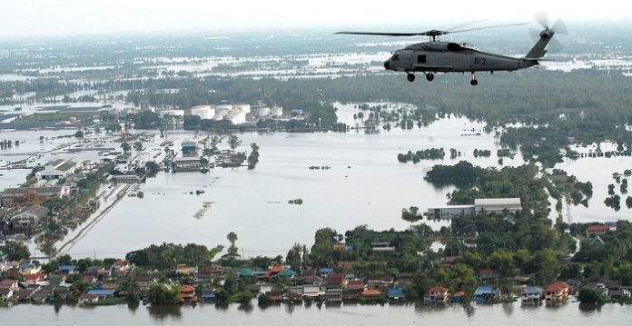 बाढीमा फसेका बालबालिकाको अझै उद्दार भएन