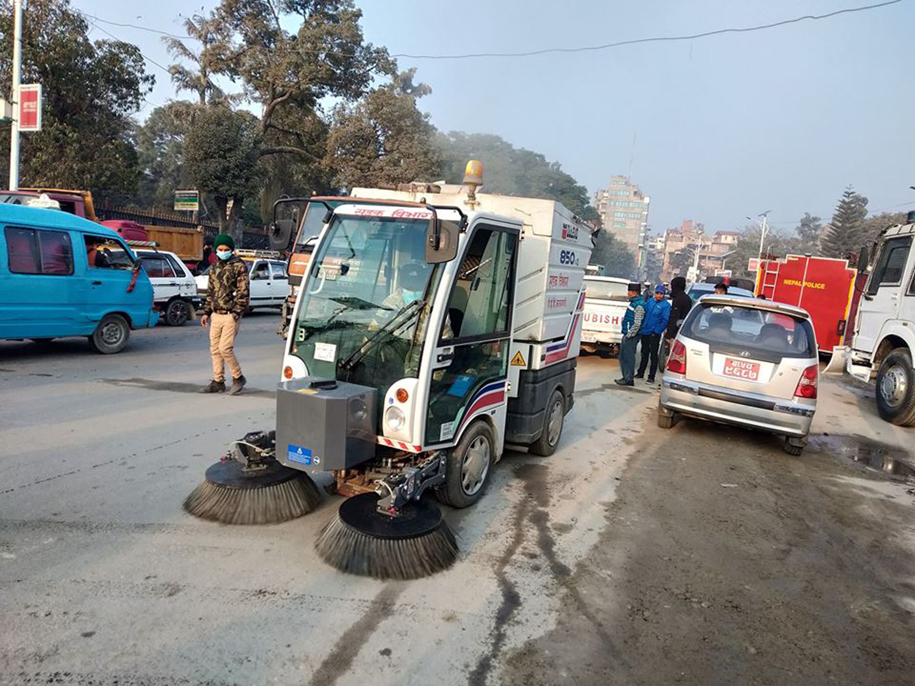 काठमाडौँको धुलो हटाउन ‘शहरी सौन्दर्यता प्रवद्र्धनमा सघाउ कार्यक्रम’