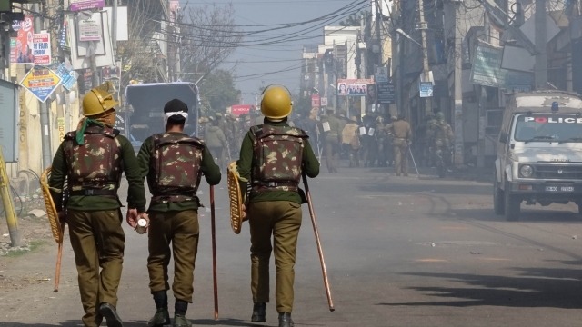 कश्मीरमा आम हड्ताल, जातीय दंगाको खतरा