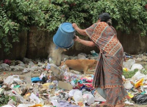 आफ्नै घरअगाडि फोहोर फाल्नेलाई अव यस्तो जरिवाना