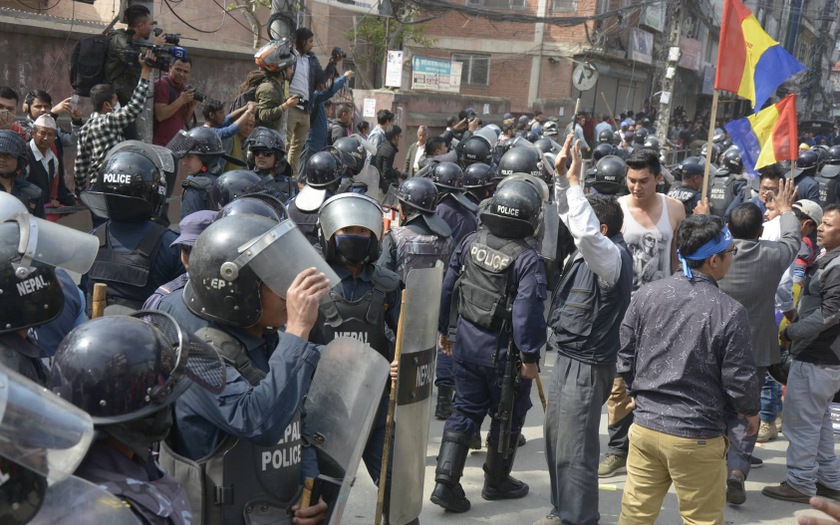 राप्रपाको प्रदर्शनमा प्रहरी हस्तक्षेप, अध्यक्ष थापा केहीबेर नियन्त्रणमा