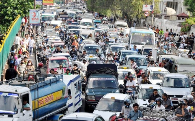 भारतीय प्रधानमन्त्रीको भ्रमणमा काठमाडौँमा बीस मिनेटसम्म सवारी रोकिने