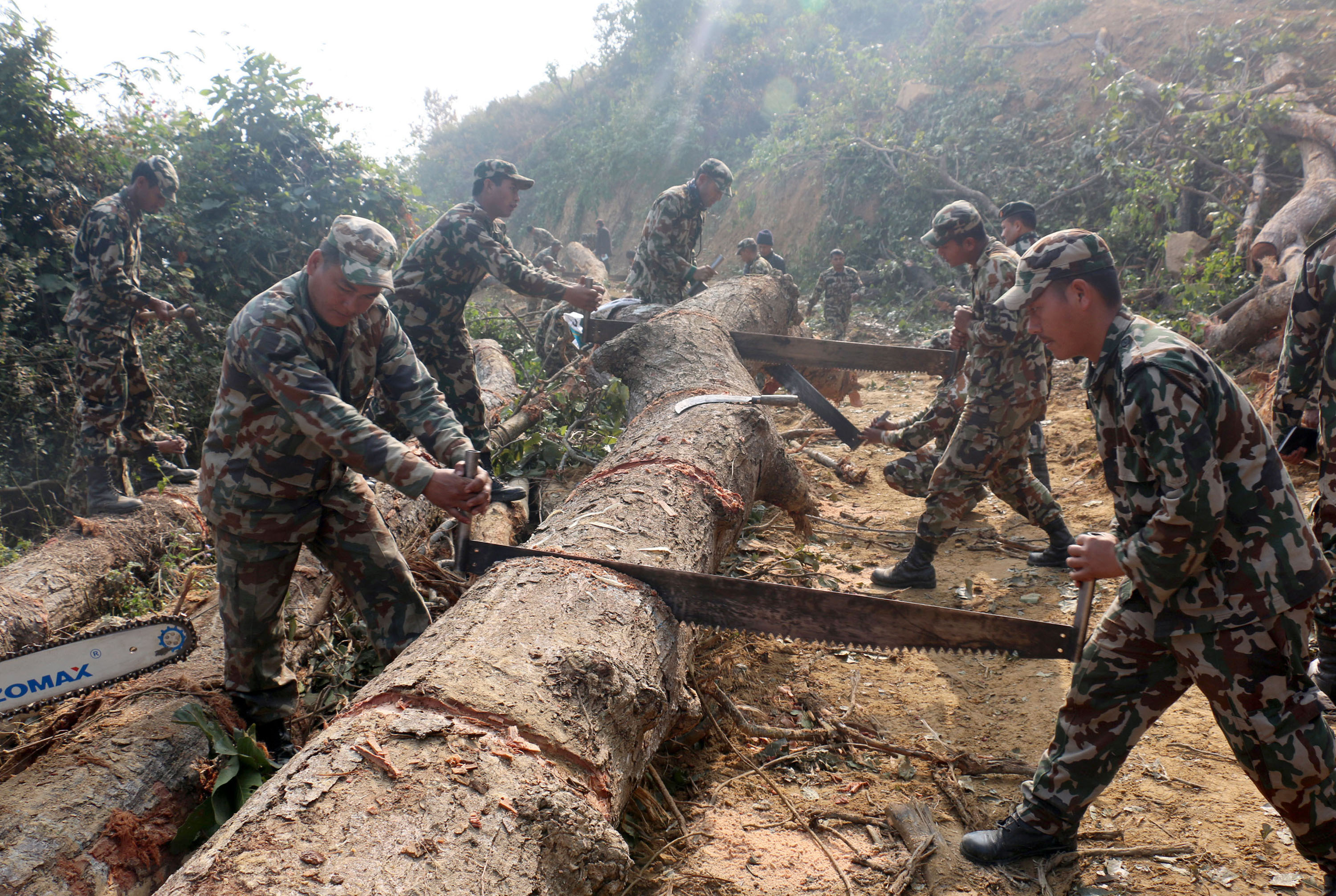 फास्ट ट्र्याकको  दोस्रो प्याकेजको खरिद प्रक्रिया रोक्न रक्षा मन्त्रालयलाई ताकेता