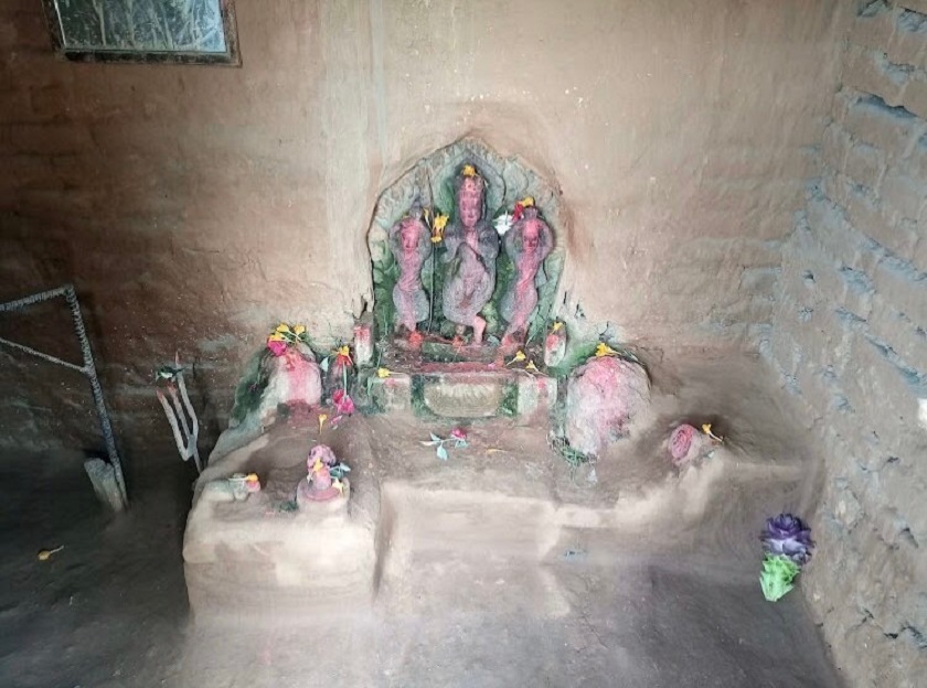 खरिपाटीको दुई सय वर्ष पुरानो मन्दिर पुनःनिर्माणको पर्खाइमा