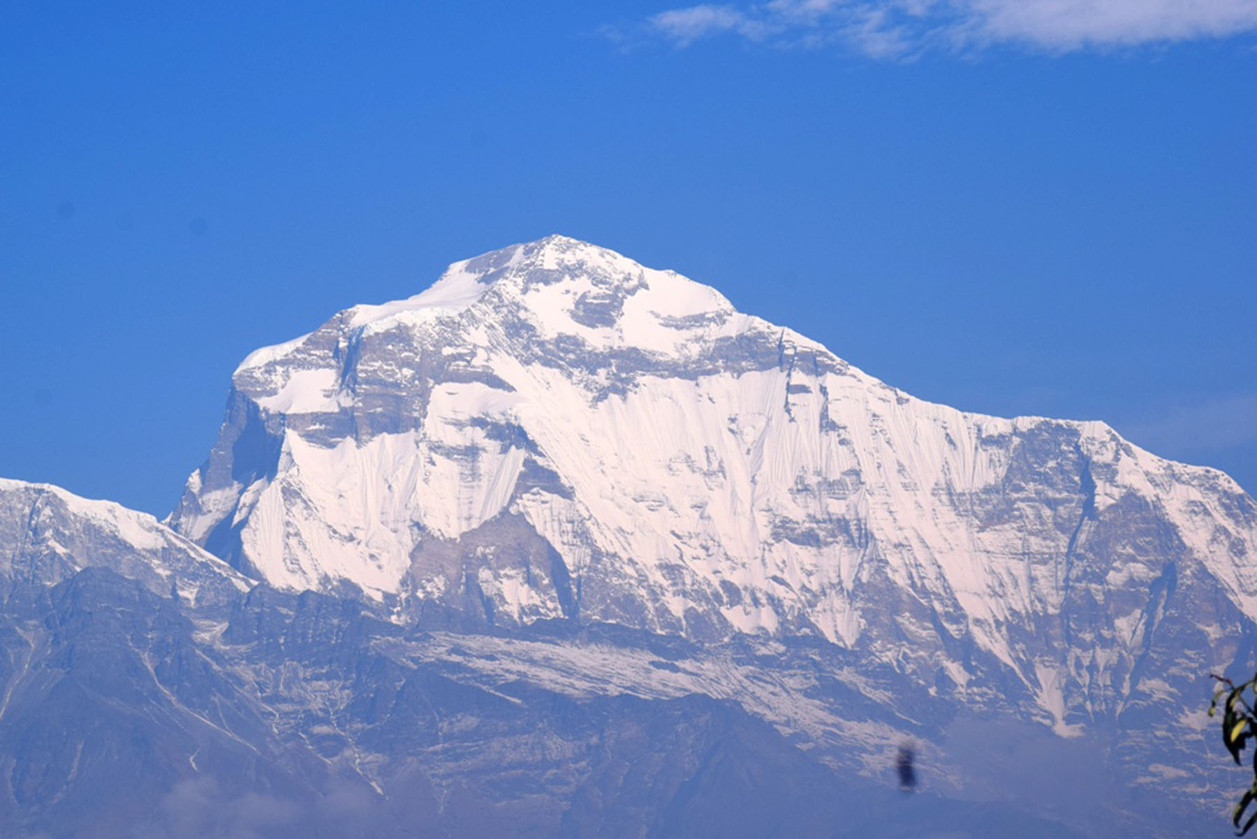 टोड्केबाट देखिएको धौलागिरि हिमाल