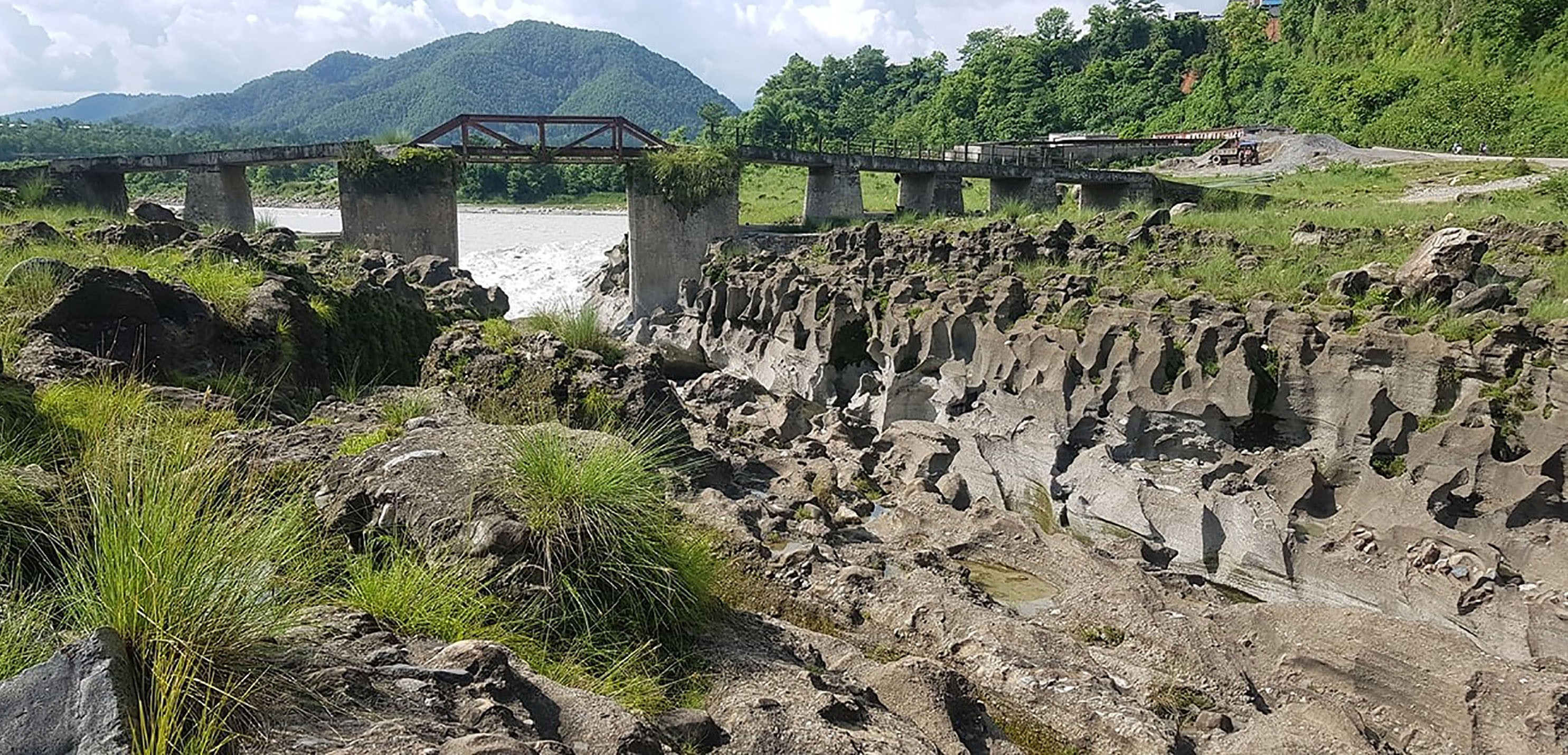 तनहुँको पर्यटकीय स्थान रक गार्डेन