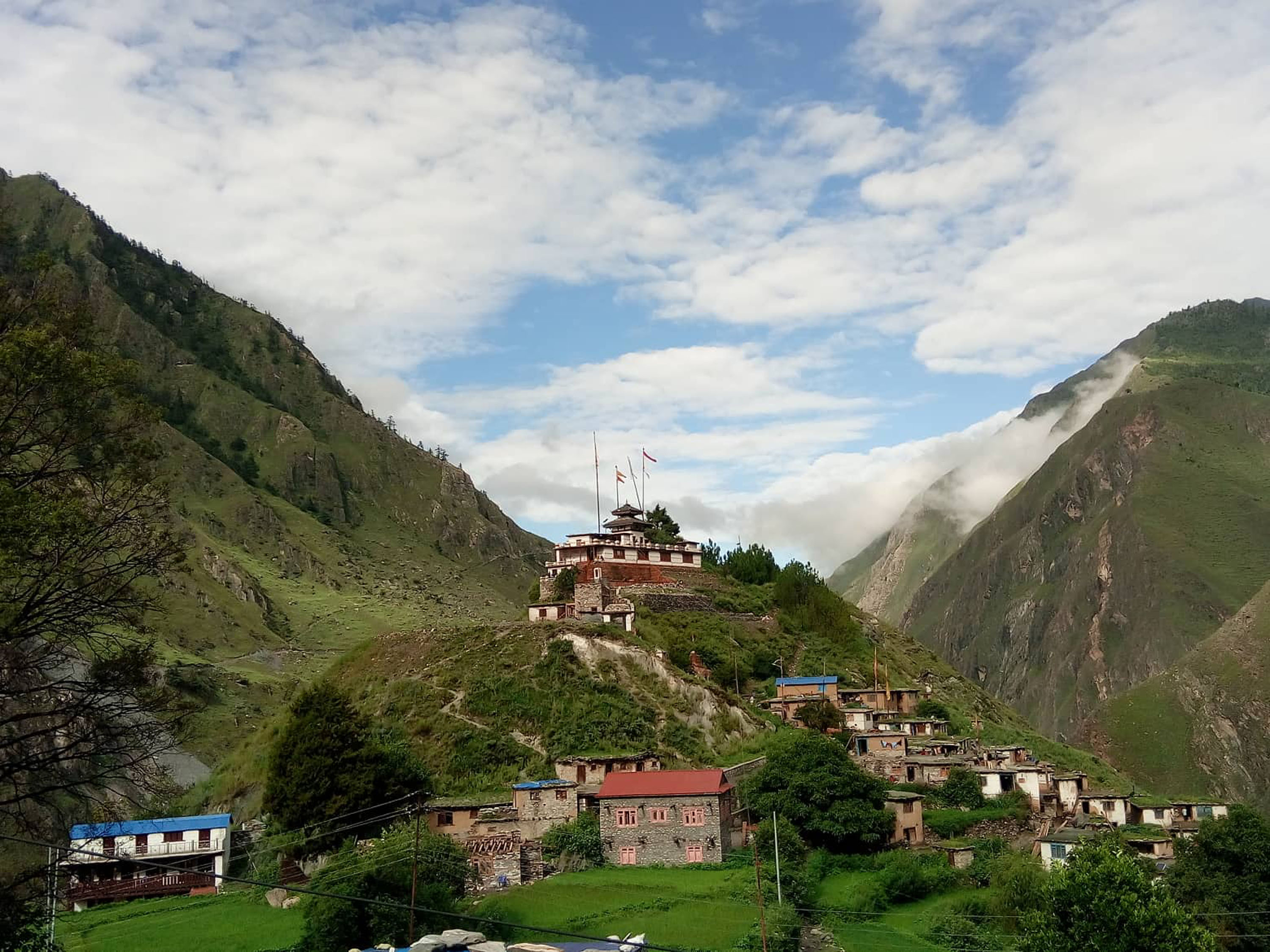 मनै लोभ्याउने वाला त्रिपुरासुन्दरी मन्दिर