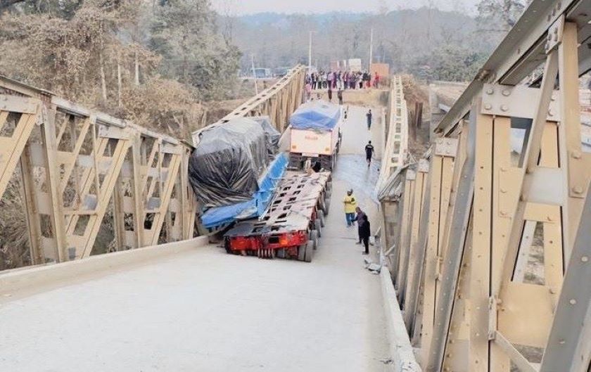 भाँचिएको पुलमा दुईतर्फी डाइभर्सन, यात्रा सहज