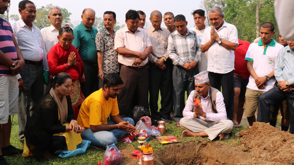 सांसद सुवेदीद्वारा गणेशधामको पूण्यवती ताल शिलान्यास