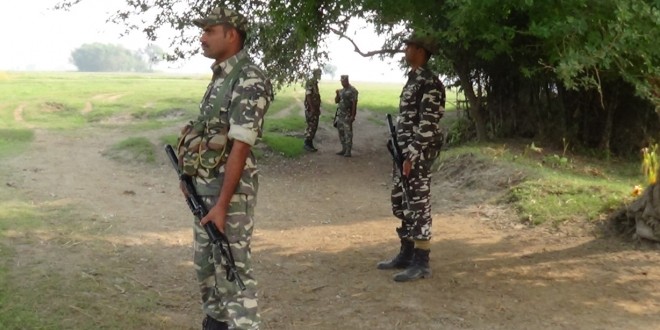 भारतीय सीमा सुरक्षाबलद्वारा मुक्तहलियाका घर निर्माणमा रोक