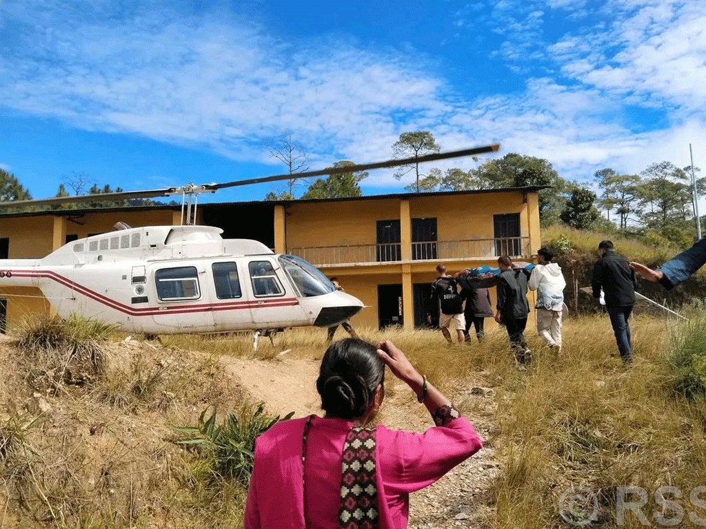 अछाममा सुत्केरीको हेलिकप्टरमार्फत उद्धार