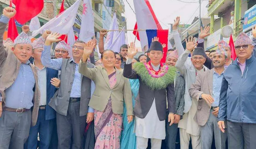 उम्मेदवारी दर्ता गर्न जाँदै सुहाङ नेम्बाङ